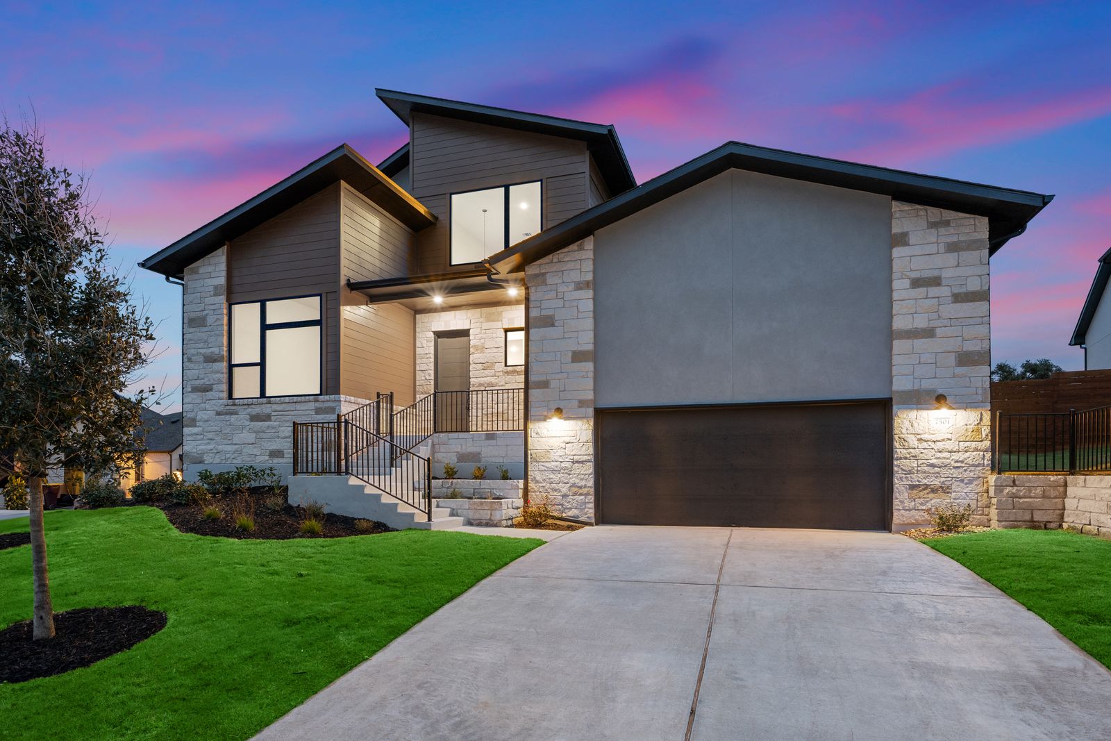 Sweetwater luxury homes